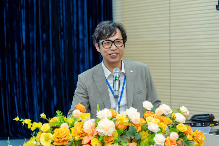 Ông Kim Yong Woo – Chủ tịch BCCEI chia sẻ trong chương trình. z6929882816940-bf37edfc7bb5c1b47b45539c585e66c8.jpg