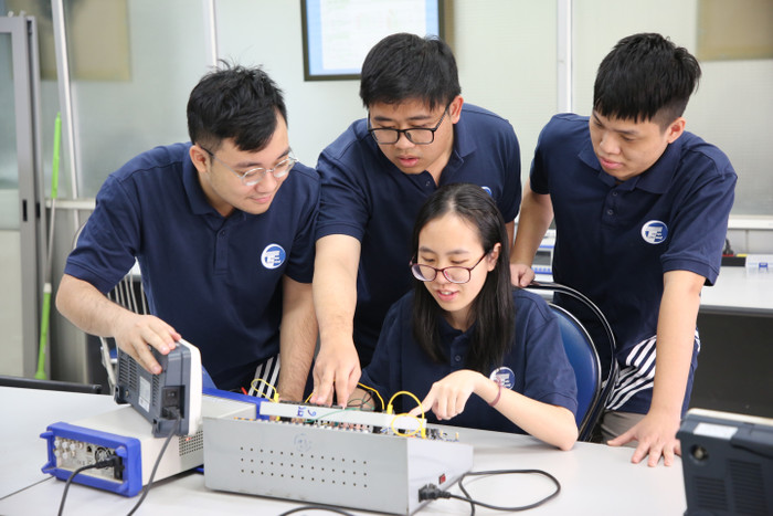 Sinh viên Trường Đại học Công nghệ - Đại học Quốc gia Hà Nội. img-2907.jpg