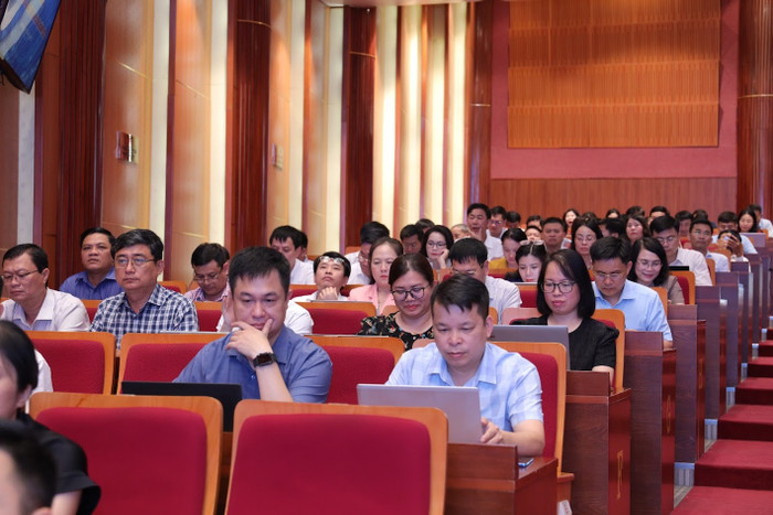 Các đại biểu tham dự Hội nghị. img-1709.jpg