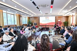 Đề xuất tổ chức bồi dưỡng hàng năm cho đội ngũ làm hợp tác quốc tế trong GDĐH