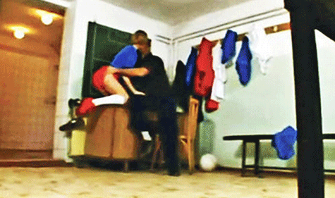 Một cảnh trong phim sex của nhóm cầu thủ Vasutas Dunakeszi.