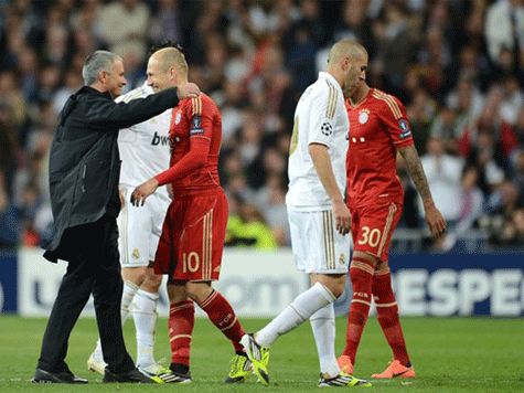 Mourinho tự hào về các học trò và sẽ ở lại Madrid nếu tiếp tục được ủng hộ Mourinho tự hào về các học trò và sẽ ở lại Madrid nếu tiếp tục được ủng hộ