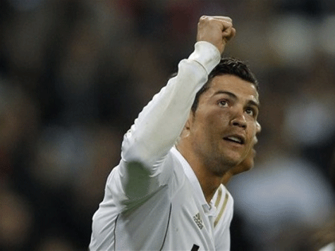 Nếu dính thẻ vàng trong trận derby với Atletico, CR7 sẽ sạch thẻ trước El Clasico Nếu dính thẻ vàng trong trận derby với Atletico, CR7 sẽ sạch thẻ trước El Clasico