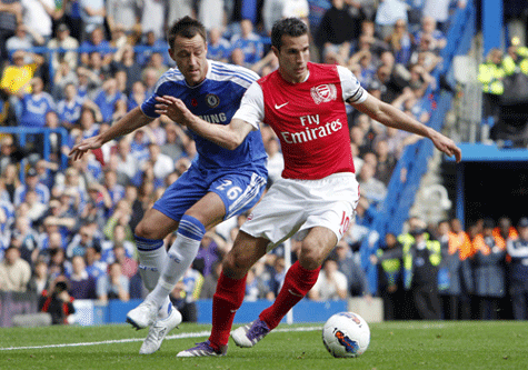 Sức ép ghê gớm từ Chelsea đang ở trước mặt Van Persie và đồng đội Sức ép ghê gớm từ Chelsea đang ở trước mặt Van Persie và đồng đội