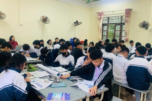 Giáo viên chỉ ra điểm mới của SGK Hóa học giúp học sinh thích thú hơn với môn học