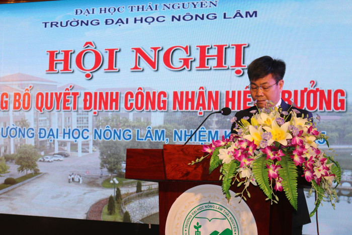 Phó Giáo sư, Tiến sĩ Nguyễn Hưng Quang - Hiệu trưởng Trường Đại học Nông Lâm, Đại học Thái Nguyên. Ảnh website nhà trường Phó Giáo sư, Tiến sĩ Nguyễn Hưng Quang - Hiệu trưởng Trường Đại học Nông Lâm, Đại học Thái Nguyên. Ảnh website nhà trường