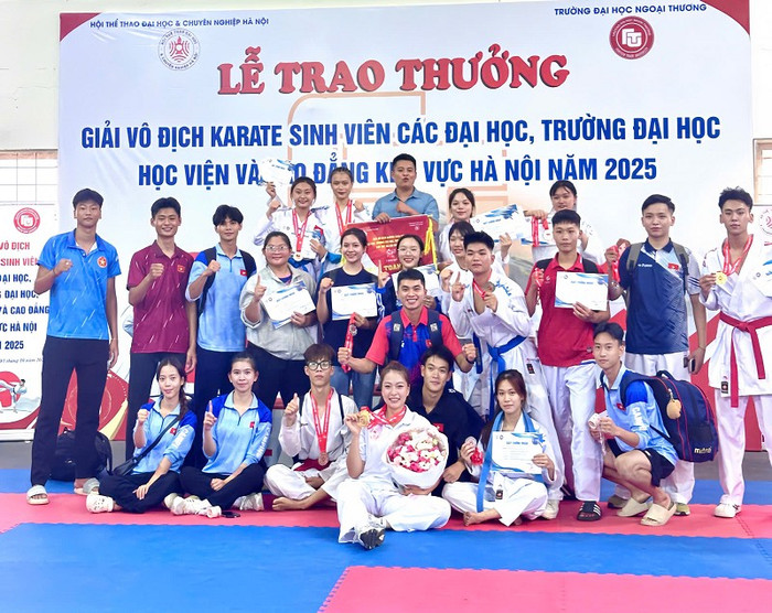 Sinh viên Trường Đại học Sư phạm Thể dục thể thao Hà Nội tại Giải vô địch Karate các trường Đại học, Học viện, Cao đẳng Hà Nội năm 2025. Ảnh website nhà trường. Sinh viên Trường Đại học Sư phạm Thể dục thể thao Hà Nội tại Giải vô địch Karate các trường Đại học, Học viện, Cao đẳng Hà Nội năm 2025. Ảnh website nhà trường.