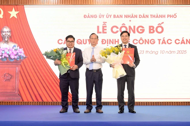 Công bố quyết định chỉ định Bí thư, Phó Bí thư Đảng ủy UFM nhiệm kỳ 2025–2030