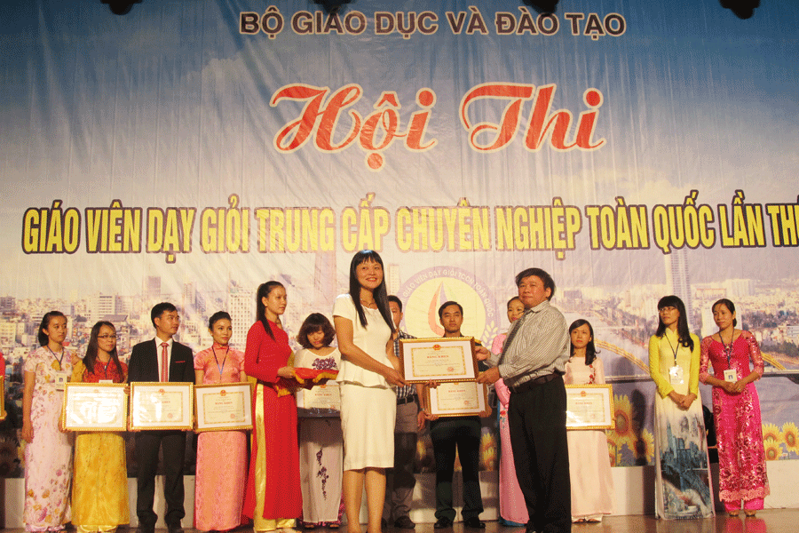Hội thi giáo viên giỏi toàn quốc, ảnh minh họa: Báo Gia Lai. Hội thi giáo viên giỏi toàn quốc, ảnh minh họa: Báo Gia Lai.