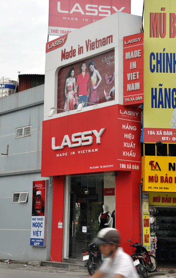 Ngôi nhà siêu mỏng nằm trên phố Xã Đàn.. Ngôi nhà siêu mỏng nằm trên phố Xã Đàn..