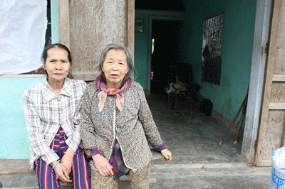 Bà Anh với mẹ ruột là bà Phạm Thị Luyến. Bà Anh với mẹ ruột là bà Phạm Thị Luyến.