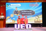 Hiệu trưởng UED gửi gắm tới tân tiến sĩ, thạc sĩ rằng: "Hành trình tri thức không có điểm dừng"