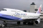 Xe băng chuyền đâm máy bay, công ty con của VNA phải bồi thường thiệt hại 