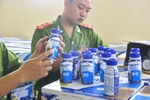Tràn lan sữa Ensure không rõ nguồn gốc