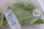 Rau chợ "tuồn" vào Metro, Lotte Mart, Big C: Siêu thị tiếp tay?