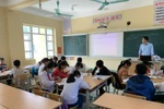 Thầy giáo Hào băng rừng, lội suối để “ươm” những mầm xanh trên núi 