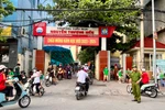 Giải pháp để không còn ùn tắc giao thông trước cổng trường