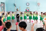 Thiếu GV, trường mầm non công lập 8 lớp chỉ 11 GV, sĩ số lên đến hơn 40 trẻ/lớp