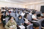 CTLKQT của ĐH Công nghiệp TPHCM không yêu cầu trình độ NN ở thời điểm nhập học