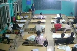Thầy cô ở Điện Biên sáng đèn đêm cùng học trò ôn thi tốt nghiệp 