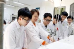 Chuẩn CSGDĐH mới: Tỉ lệ nhập học trung bình 3 năm gần nhất không thấp hơn 50%