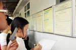 Chen chân đăng ký thất nghiệp