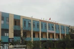 Bạn trai nữ sinh đau đẻ trên lớp: Chỉ quen cho vui?! 