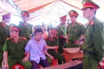 Tử hình kẻ giết, truy sát nhà vợ, đạp đổ vành móng ngựa khi bị xét xử