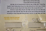 "Quan" miền Tây lại in tên cơ quan lên thiệp cưới