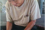 Xác chết trong bao dưới chân cầu 