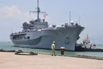 Cận cảnh ba tàu Hải quân Hoa Kỳ cập cảng Tiên Sa Đà Nẵng
