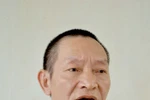 Nhờ cháu viết thư tuyệt tình dọa chặt đầu vợ 
