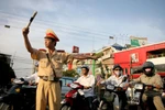 Hà Nội: Cấm ô tô tại 40 tuyến phố trong kỳ tuyển sinh