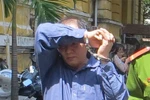 Vừa ra tù vì tội hiếp dâm cháu gái, lại hại đời 2 bé gái