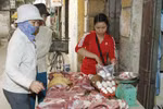 Gần 30% thịt heo bày bán ở VN nhiễm chất độc 