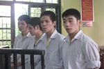 Vượt ngục chấn động: Cắt khóa, trèo qua lưới điện trong 5 phút