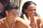 Ronaldo bị bồ cũ dè bỉu là "người kém thông minh”
