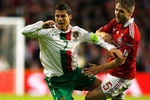 Hạ đẹp Ronaldo, Nani, Đan Mạch giành vé dự Euro 2012