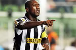 Milan có tiếc không: Seedorf ghi 2 bàn trong 2 phút