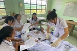 Được miễn 70% học phí nhưng sao người học vẫn chưa mặn mà với ngành Điều dưỡng?