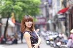 Nữ sinh ĐH Kinh tế quốc dân hướng dẫn tập cơ bụng và khoe vũ đạo