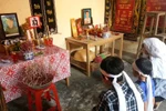 Xót xa cảnh 3 chị em trong chưa đầy một năm mất cả cha lẫn mẹ
