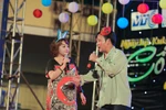 Quang Tèo "náo loạn" sân khấu Cổ tích đêm rằm