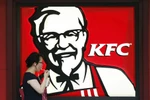 Sự cố thịt bẩn tiếp tục "càn quét" KFC, Pizza Hut 