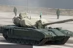 Nga lộ những hình ảnh đầu tiên của xe tăng Armata khi diễn tập diễu binh