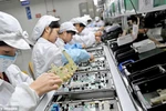 Apple bị kiện vì môi trường làm việc độc hại