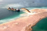 Quá trình lấp biển xây đảo nhân tạo ở Dubai
