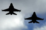 Mỹ hỗ trợ 12 chiếc F-16 cho quân đội Ai Cập vừa lật đổ Tổng thống
