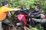 AFP: Chưa tìm thấy hộp đen của máy bay Sukhoi gặp nạn ở Indonesia