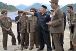 Kim Jong-un thị sát công trường xây khu trượt tuyết đẳng cấp quốc tế